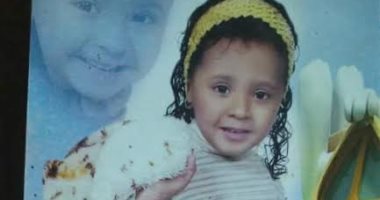 جدة الطفلة "ملك" ضحية والدها: النيابة لم تأمر بدفن الطفلة رغم مرور شهر