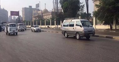  المرور : استمرار التحويلات المرورية لميدان النهضة وسط انتشار الخدمات
