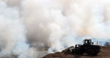 إخماد حريق فى مخزن أخشاب بقرية بنى هارون فى بنى سويف  