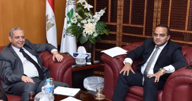 هيئة الاستثمار ومصلحة الجمارك تبحثان تفعيل خدمة VIP للمصدرين