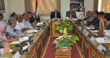 محافظ الوادى الجديد: إجراءات احترازية تحسبا للكوارث الطبيعية والسيول