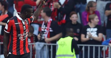 بالفيديو.. بالوتيللى يقود نيس لأفضل بداية له فى تاريخ الدورى الفرنسى