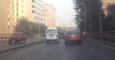 النشرة المرورية.. انتظام حركة السيارات أعلى محاور القاهرة والجيزة