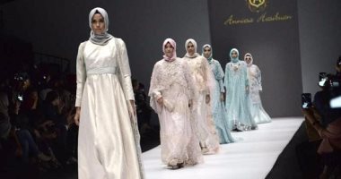 صاحبة أول عرض أزياء للمحجبات بأسبوع نيويورك للموضة تطرح مجموعة جديدة