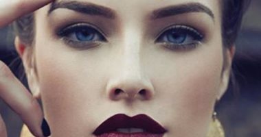 من الثلج للإسفنج.. حيل بسيطة للحصول على مكياج ثابت فى الشتاء