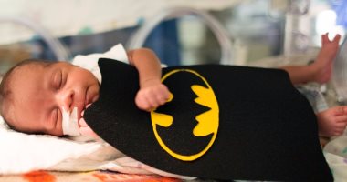 بالصور.. أطفال المستشفيات بأمريكا يحتفلون بالهالوين "يا مخوفاتى..خففلى حياتى"