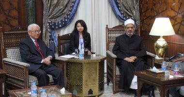 رئيس سنغافورة يصل مشيخة الأزهر ويلتقى الإمام الأكبر 
