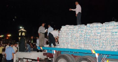 محافظ مطروح يقرر صرف 2 كيلو سكر إضافى لكل بطاقة تموينية لمنع التلاعب