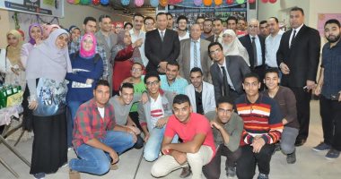رئيس جامعة المنوفية يفتتح معرض الطعام الخيرى السابع بكلية العلوم