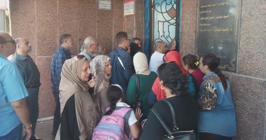"تعليم الوادى الجديد" تحيل 23 موظف للتحقيق لتغيبهم عن العمل