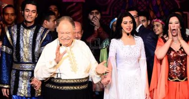 بالأرقام.. تعرف على إيرادات مسرحية يحيى الفخرانى بالموسمين الأول والثانى