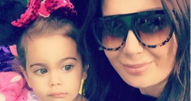 بالصور .. يارا نعوم تحتفل مع ابنتها بالهالوين على "أنستجرام"