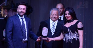 بالصور.. تكريم ليلى غفران وبسكال مشعلانى بمهرجان الأغنية المصورة فى حضور نجوم الفن