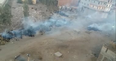 بالفيديو..أدخنة تتصاعد لمدة يومين نتيجة حرق مخلفات بقرية درين بالدقهلية