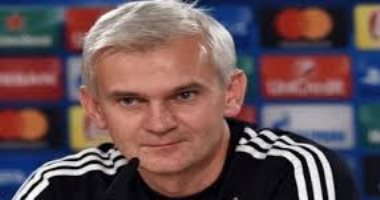 مدرب وارسو يتحسر على غياب الجماهير أمام ريال مدريد
