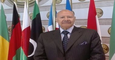 إحالة مدير مدرسة و4 مدرسين بالبحيرة للمحاكمة التأديبية لتقصيرهم فى العمل