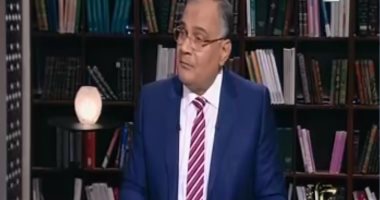 سعد الدين الهلالى يوضح تصريحاته عن الحجاب ويعرض صور عائلات كبار المشايخ بدونه.. ويؤكد: يحاولون هزيمة نصف المجتمع بإلغاء عقل المرأة..عليها أن تفهم المعلومات وتقرر بنفسها.. وإجماع العلماء يتغير مع الزمن