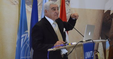 بالفيديو والصور.. زاهى حواس يطرح قبعته لمزاد علنى لدعم مستشفى أورام الأقصر