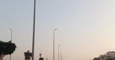 شكوى من إضاءة أعمدة الإنارة نهارا فى التجمع الأول