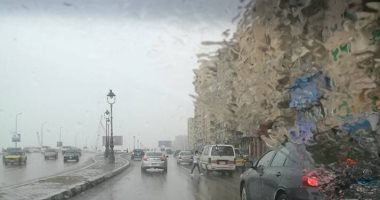 هطول أمطار غزيرة على الإسكندرية وتوقعات باستمرارها حتى الليل