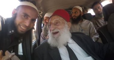الشيخ حافظ سلامة يزور مدينة رأس غارب ويطالب المسئولين بصرف تعويضات عادلة