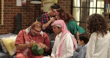 برامج مصرية تقرر دفع أجور ضيوفها بالجنيه المصرى