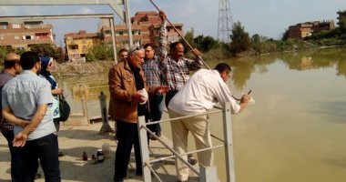  بالصور .. مياه المنوفية تواصل قياس عكارة المياه لتأمين المواطنين 
