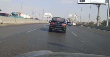 قارئ يرصد سيارة ملاكى بدون لوحات معدنية أعلى دائرى المعادى 
