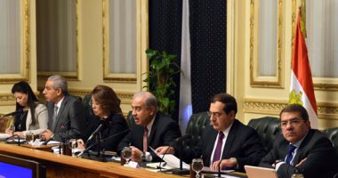 رئيس الوزراء: نسعى لتخفيض عجز الموازنة لـ10%.. والإصلاح يتم وفق 4 محاور