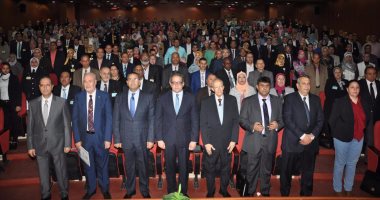 بالصور.. أكبر تجمع لعلماء الآثار فى مؤتمر الآثريين بجامعة المنصورة