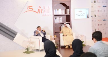 مفيد فوزى من الشارقة: أمنيتى تقديم برنامج عن تجربتى