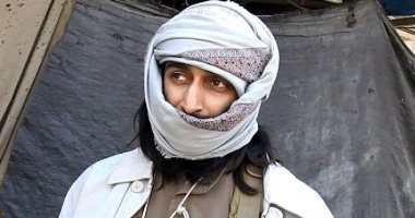 داعشي يفجر نفسه وسط تجمع للجيش العراقى شرق مدينة الموصل 