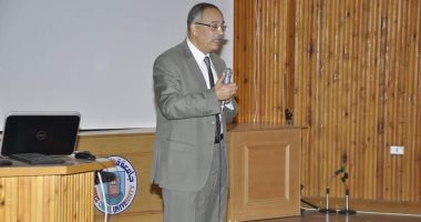 رئيس جامعة القناة: الطالب مفتاح الخيال والإبداع والمستقبل والاستثمار الأمثل