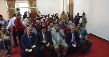 بالصور.. نقابة المعلمين بجنوب سيناء تكرم المدرسين المتميزين بسانت كاترين