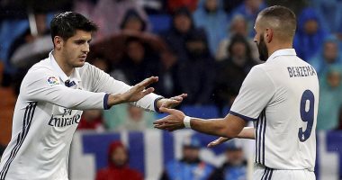 موراتا يقود هجوم ريال مدريد أمام أشبيلية وبنزيما على الدكة
