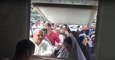 مديرية أمن السويس تطرح كميات جديدة من السكر لتوفير احتياجات المواطنين