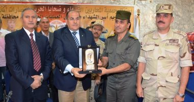بالفيديو والصور.. جمعية المحاربين القدماء بسوهاج تكرم 150 من أسر الشهداء 