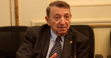 مصطفى السيد يعلن عن تفاصيل جديدة فى علاج السرطان بالجامعة البريطانية الأربعاء المقبل