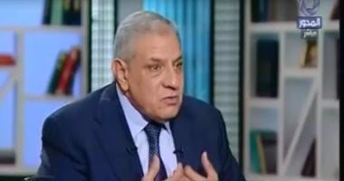 محلب يغادر القاهرة متوجها إلى مالى لحضور فعاليات قمة إفريقيا
