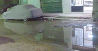 مياه الصرف الصحى تقترب من كابلات الكهرباء فى شوارع عين شمس