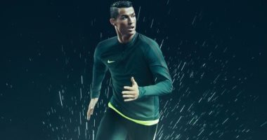 رونالدو يوقع عقدا تاريخيا مع "نايك" مدى الحياة مقابل مليار استرلينى