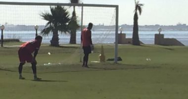 محمد صبحى يشارك فى مران المنتخب العسكرى لزيادة الجرعة التدريبية
