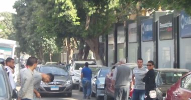 بالصور.. تجمع روابط الألتراس أمام الجبلاية للحصول على تذاكر مباراة غانا