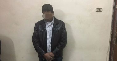 ضبط عامل يتاجر بالعملة وبحوزته 69 ألف دولار مزورة بالدقهلية