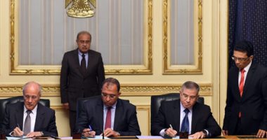 بالصور.. رئيس الوزراء يشهد توقيع اتفاقية تعاون بين الإنتاج الحربى و"الريف المصرى"