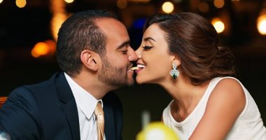 أول تصريحات "لخلود عز" بعد فوتوسيشن المايوه .. اللى هاجمونا مرضى