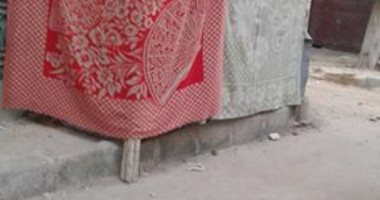 مواطن متضرر من سيول أسيوط يناشد المحافظ تخصيص شقة بعد تدمير منزله