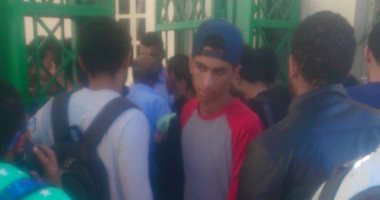 أمن أكاديمية "أخبار اليوم" يمنع الطلاب غير المسددين للمصروفات من الدخول