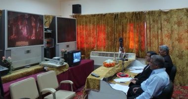 بالصور وزير التعليم يشيد بانضباط تسجيل غياب الطلاب بجنوب سيناء