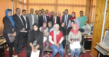تخريج دفعة جديدة من مركز نظم المعلومات الجغرافية بجامعة القناة